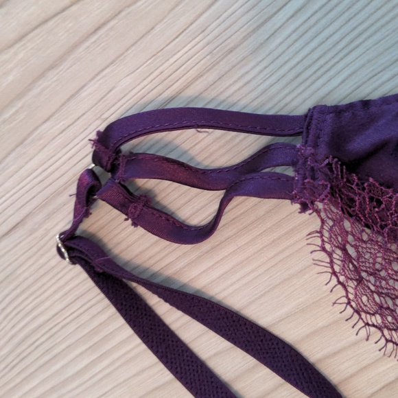 Vintage Victoria's Secret purple lace camisole top low scoop back - Picture 10 of 15